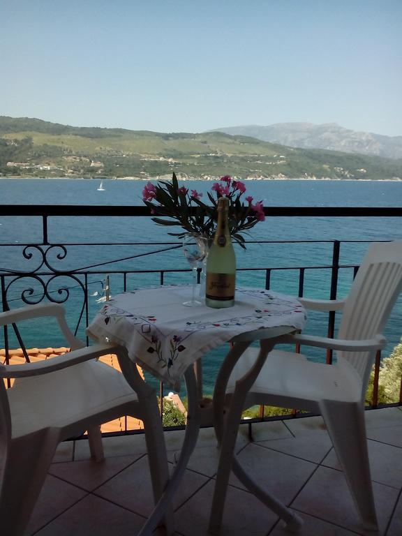 Bella Vista